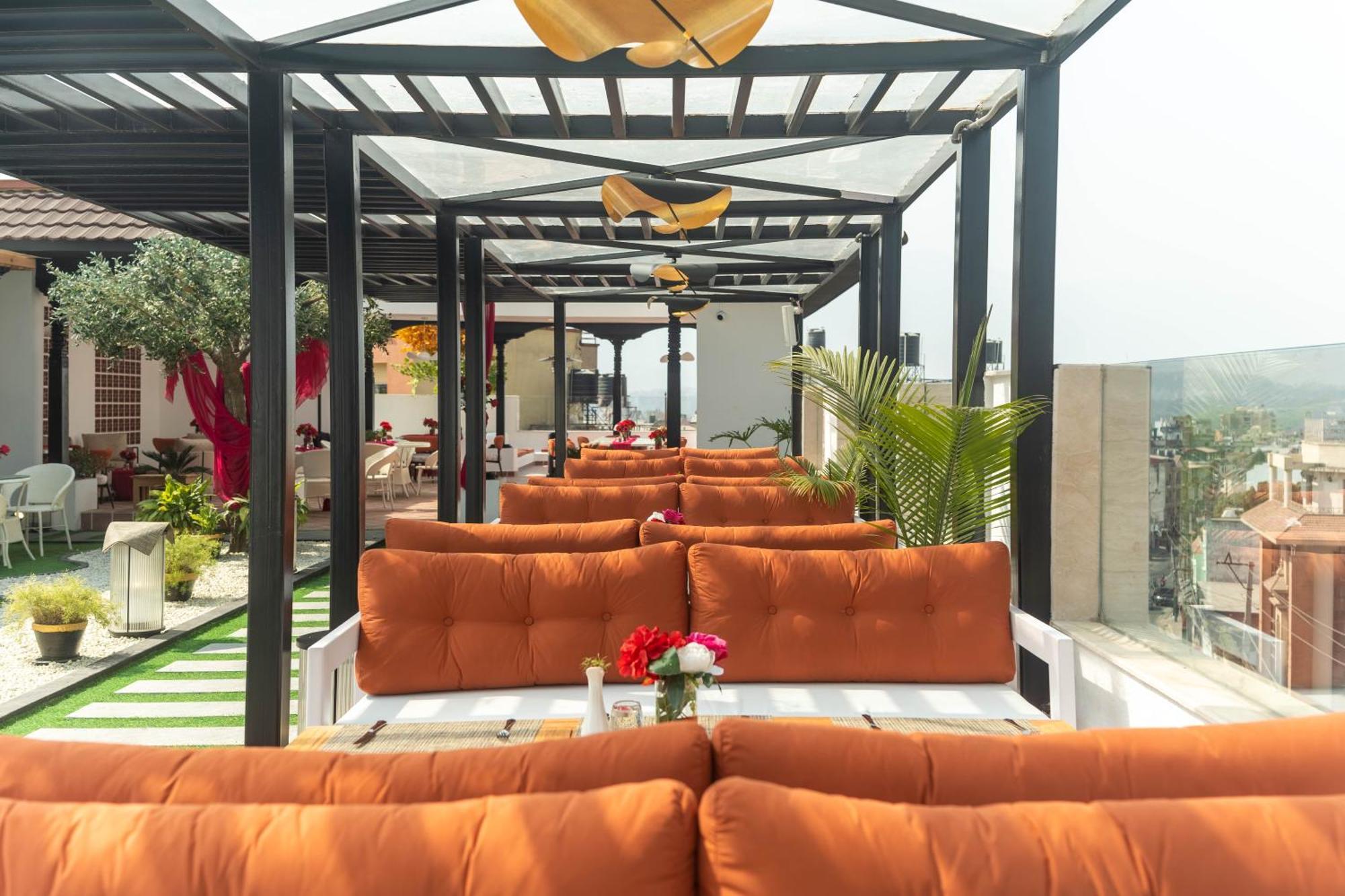 Square Hotel Катманду Екстер'єр фото