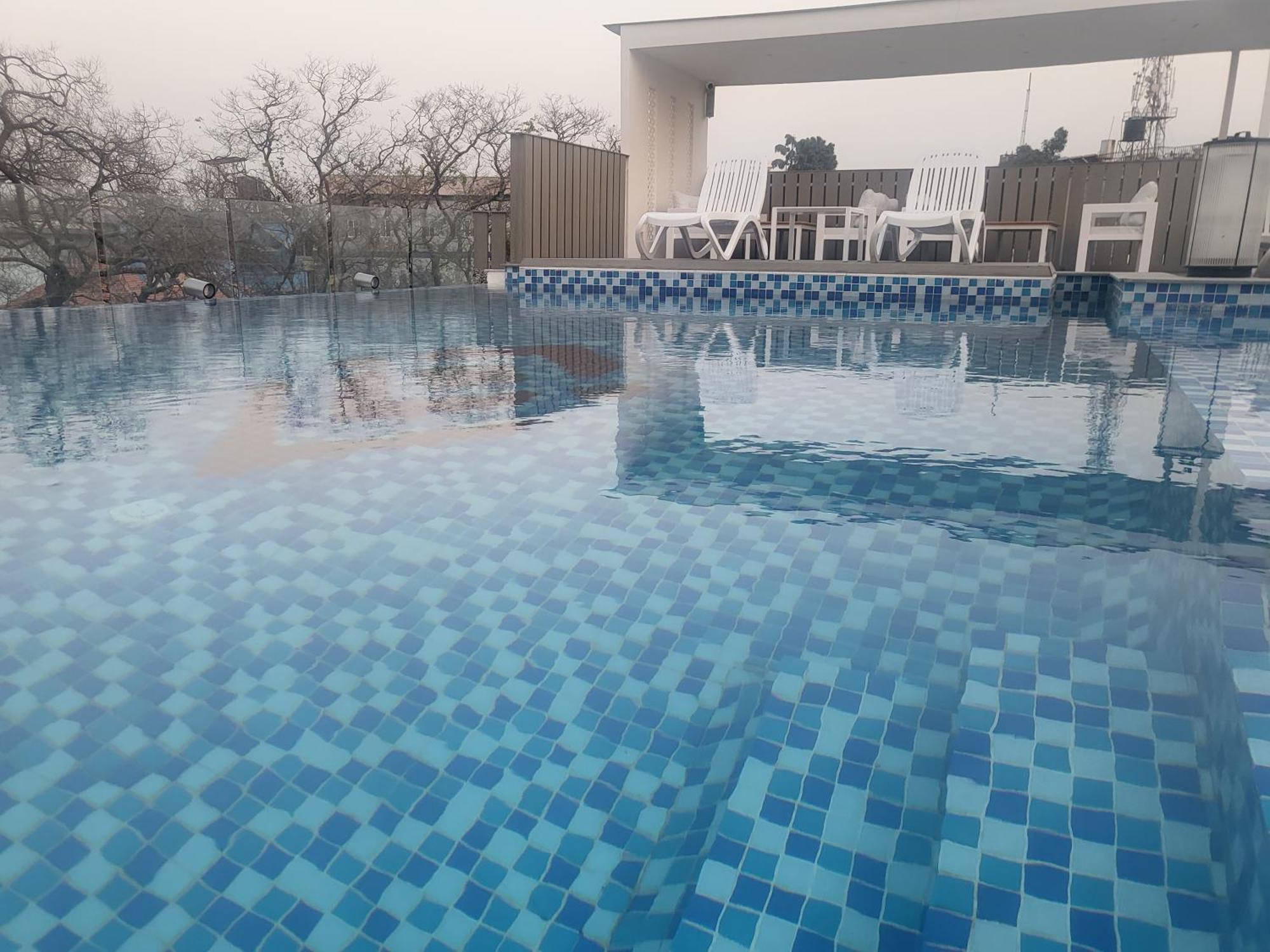 Square Hotel Катманду Екстер'єр фото